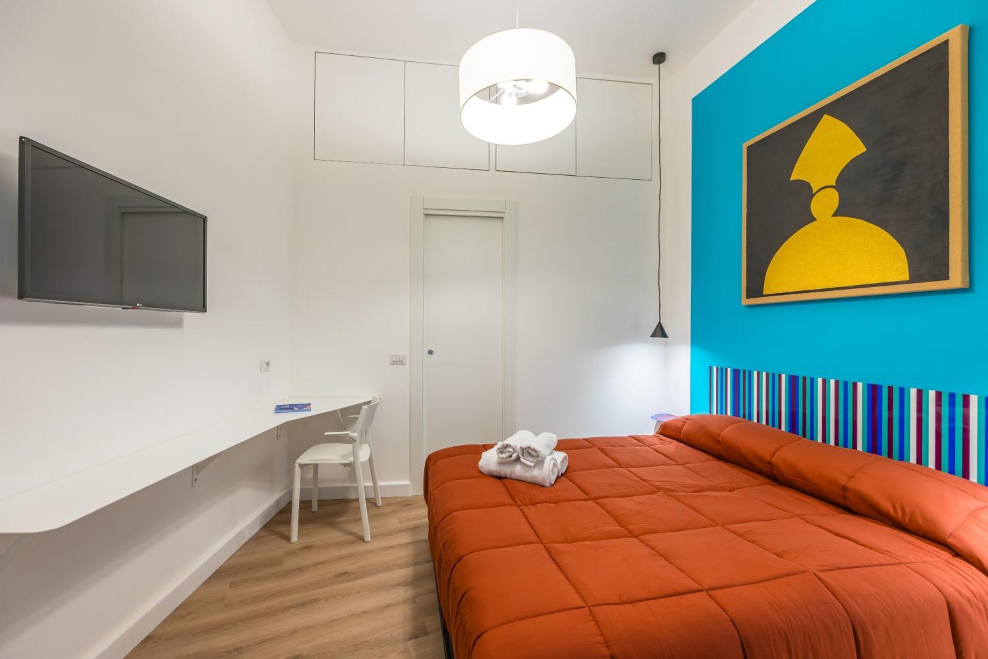 Lioy 25 By Napoliapartments Buitenkant foto