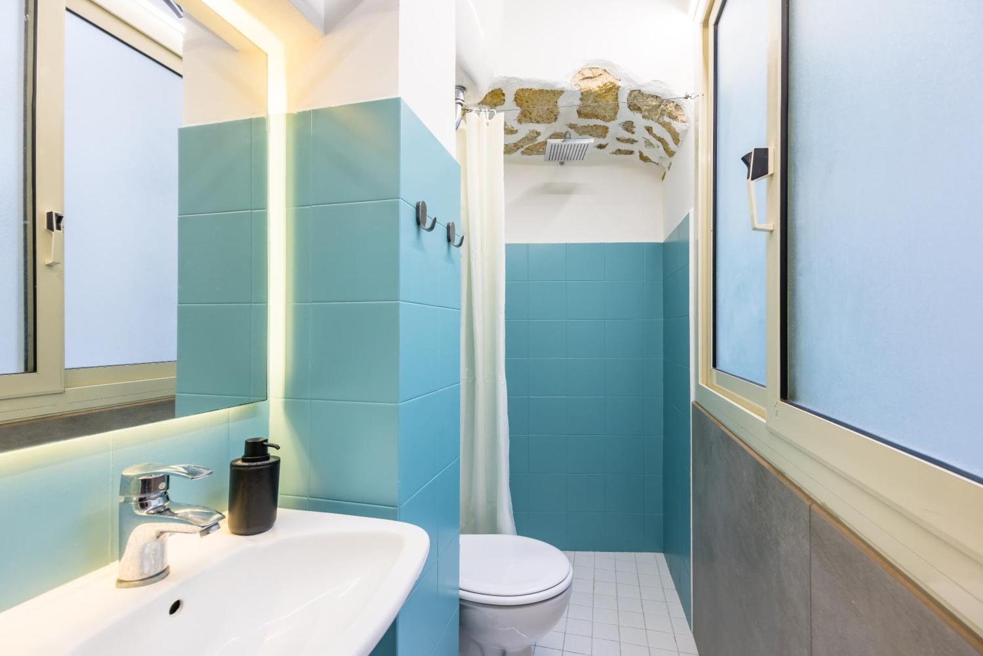 Lioy 25 By Napoliapartments Buitenkant foto